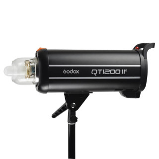 Studio flash Godox QT1200IIM