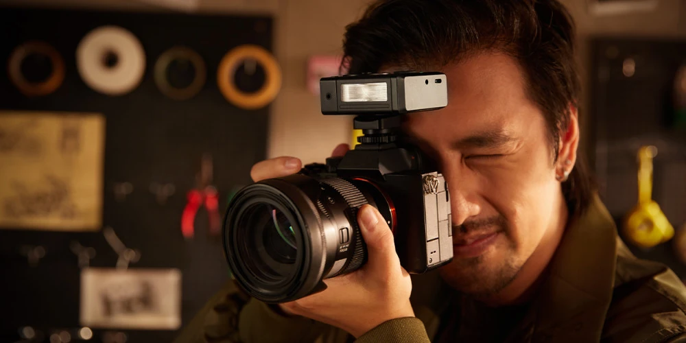 Godox Lux Junior II flash TTL retro — Estilo retro com ressalto flexível